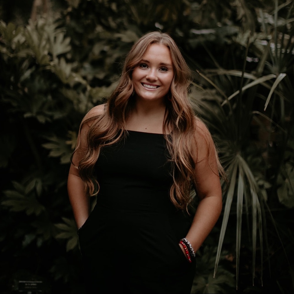 Meet your Posher, Alyssa